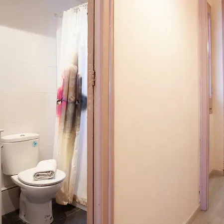 Apartmán 3 Bedrooms Centric Flat With Terrace And A/c Barcelona