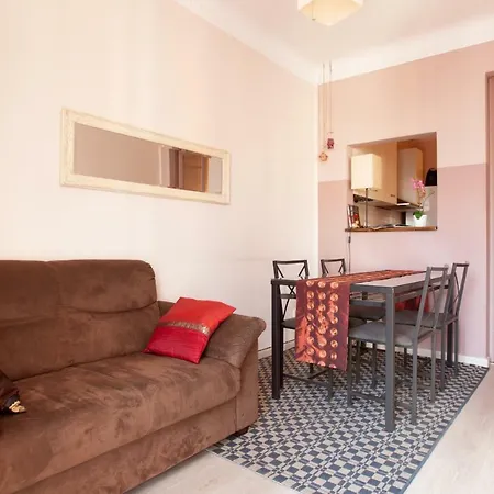 3 Bedrooms Centric Flat With Terrace And A/c Barcelona