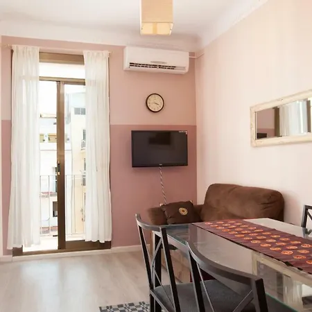 3 Bedrooms Centric Flat With Terrace And A/c * Barcelona