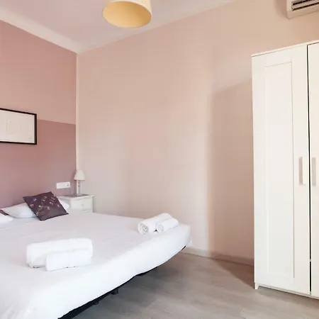 3 Bedrooms Centric Flat With Terrace And A/c