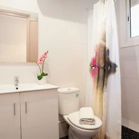 3 Bedrooms Centric Flat With Terrace And A/c Apartmán Barcelona